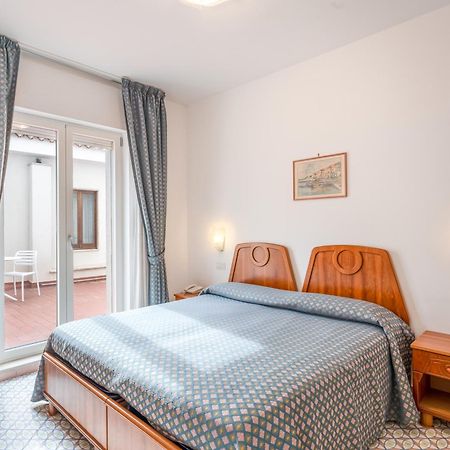 Hotel Eliseo Park'S Sant'Agnello Eksteriør billede